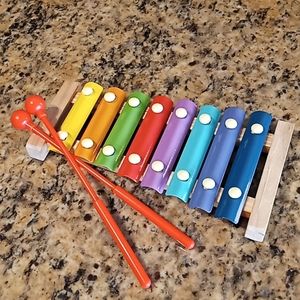 XYLOPHONE 8 Musical Instrument For Kids With Two Mallets. New No Tags.